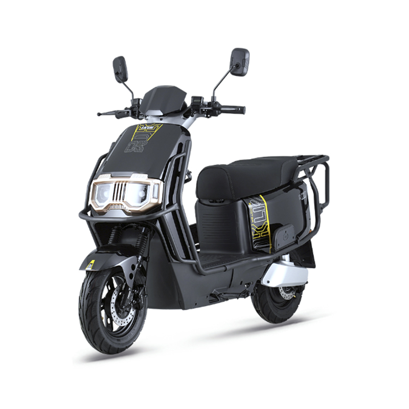 Yousu E12-5, electricum scooter cum notis 27H motoriis 800W, notam 12 fistulae 32A moderatoris, 3.00-10 torris coronas, discus 180mm, inconsutilem calces anulum incursu absorbens et multi-functionalis HD ashboardday